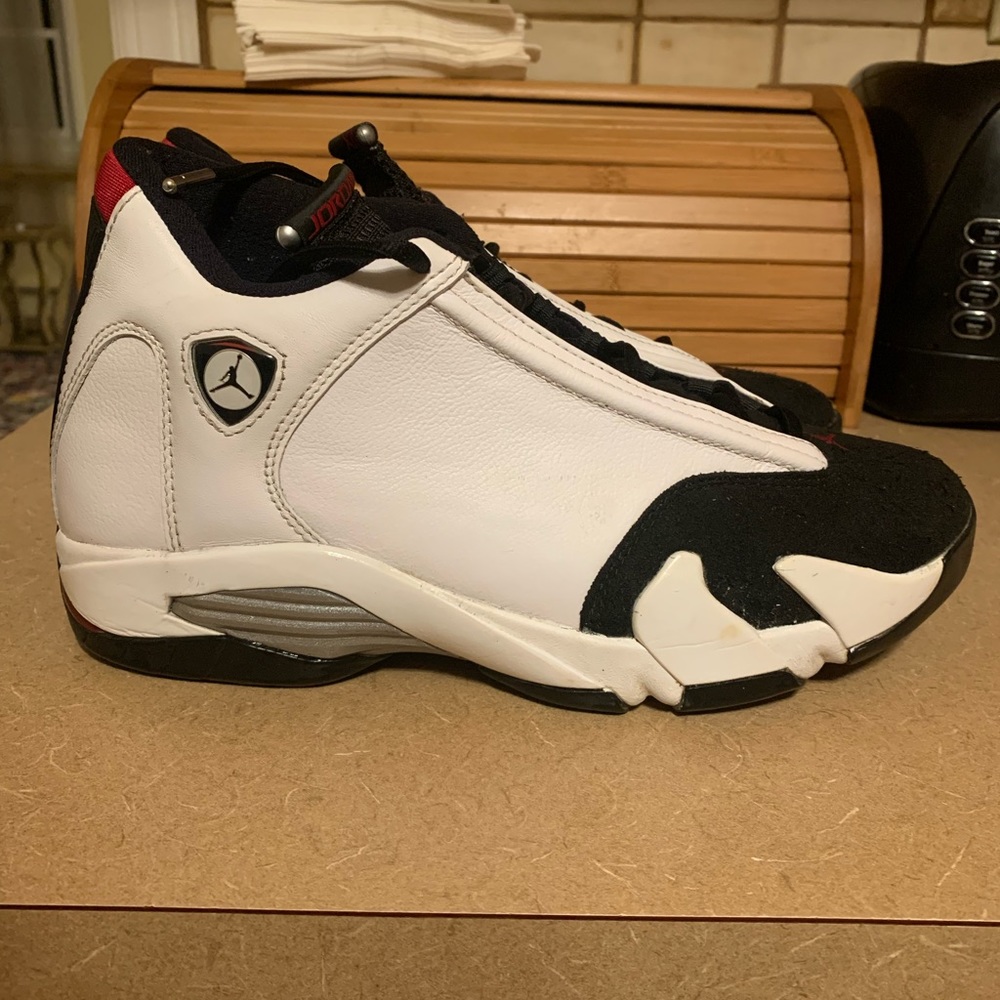 Air Jordan Retro 14